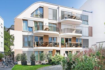 Stylish 3 room apartment with terrace and top equipment in quiet city location