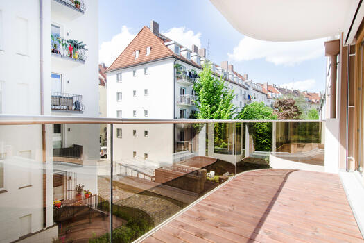 Sonniger Balkon