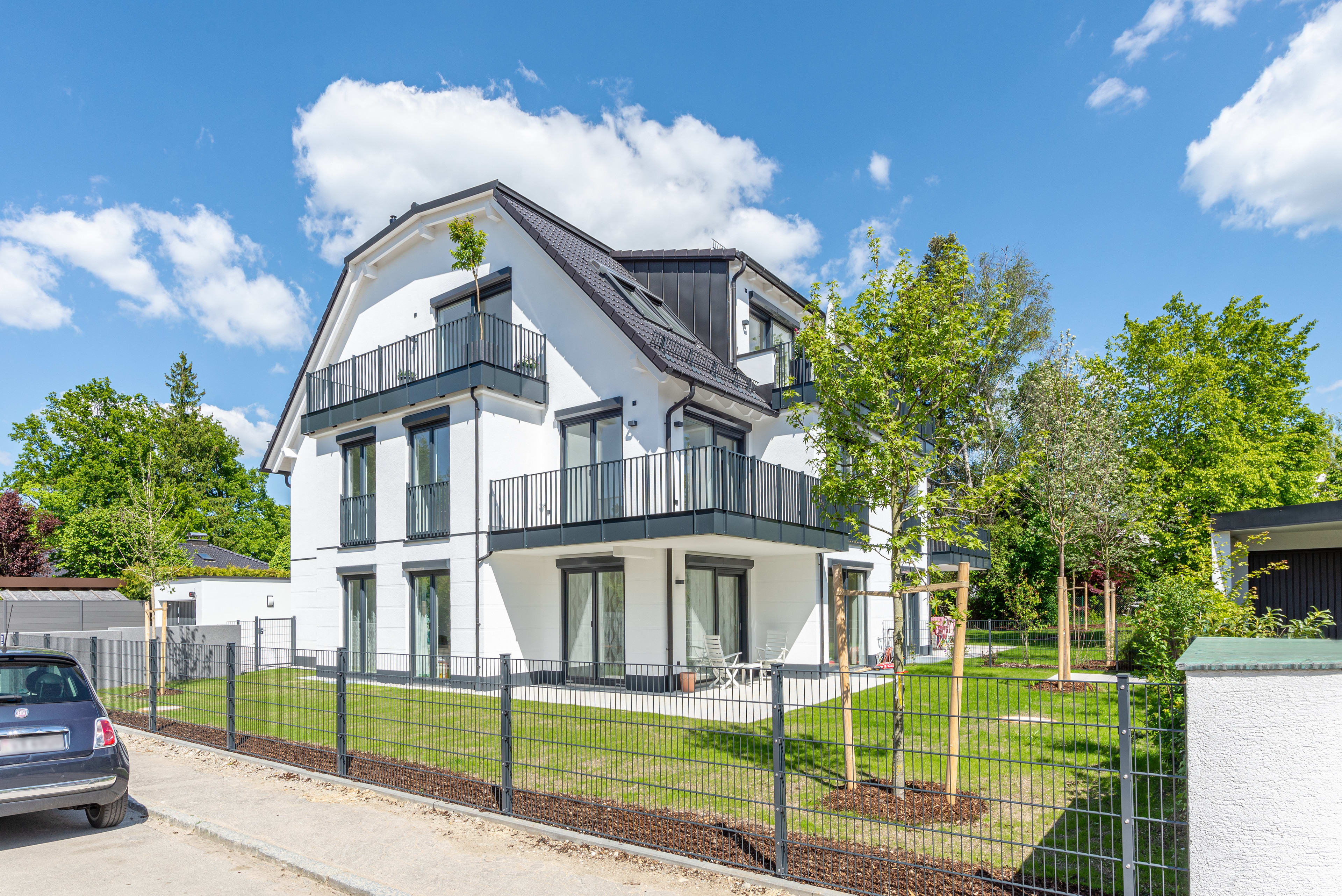 Stylische 4ZimmerWohnung mit Balkon zum Erstbezug