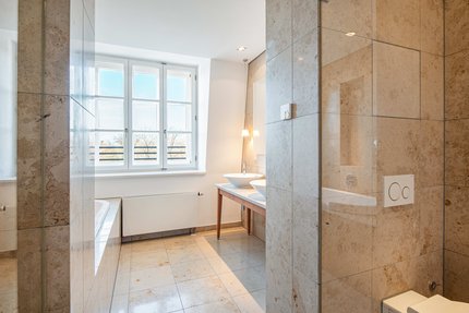 Zeitlose Badgestaltung