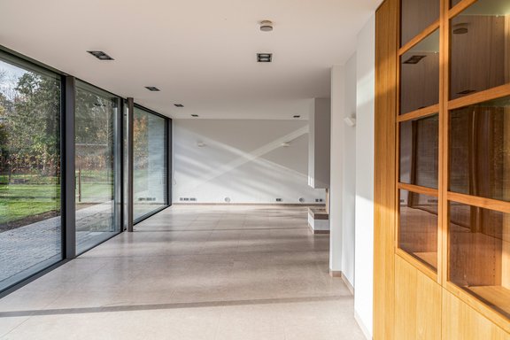 Living area with fireplace