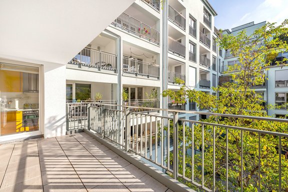 Loggia vor dem Wohnzimmer