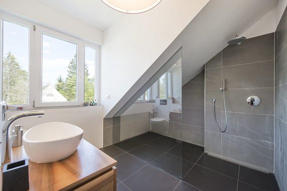Modernes Bad