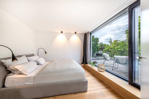 Bedroom with roof terrace