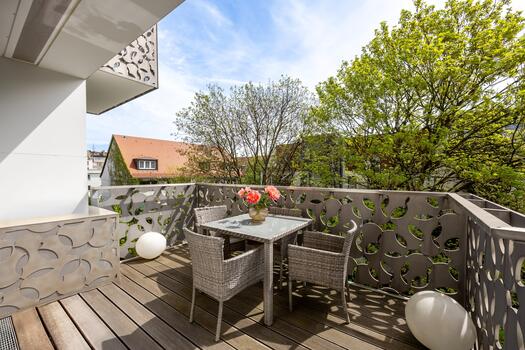 Balkon in Süd-Ost-Ausrichtung