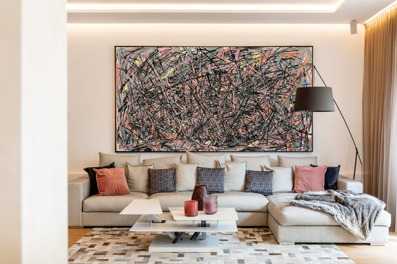 Luxurious City Apartment