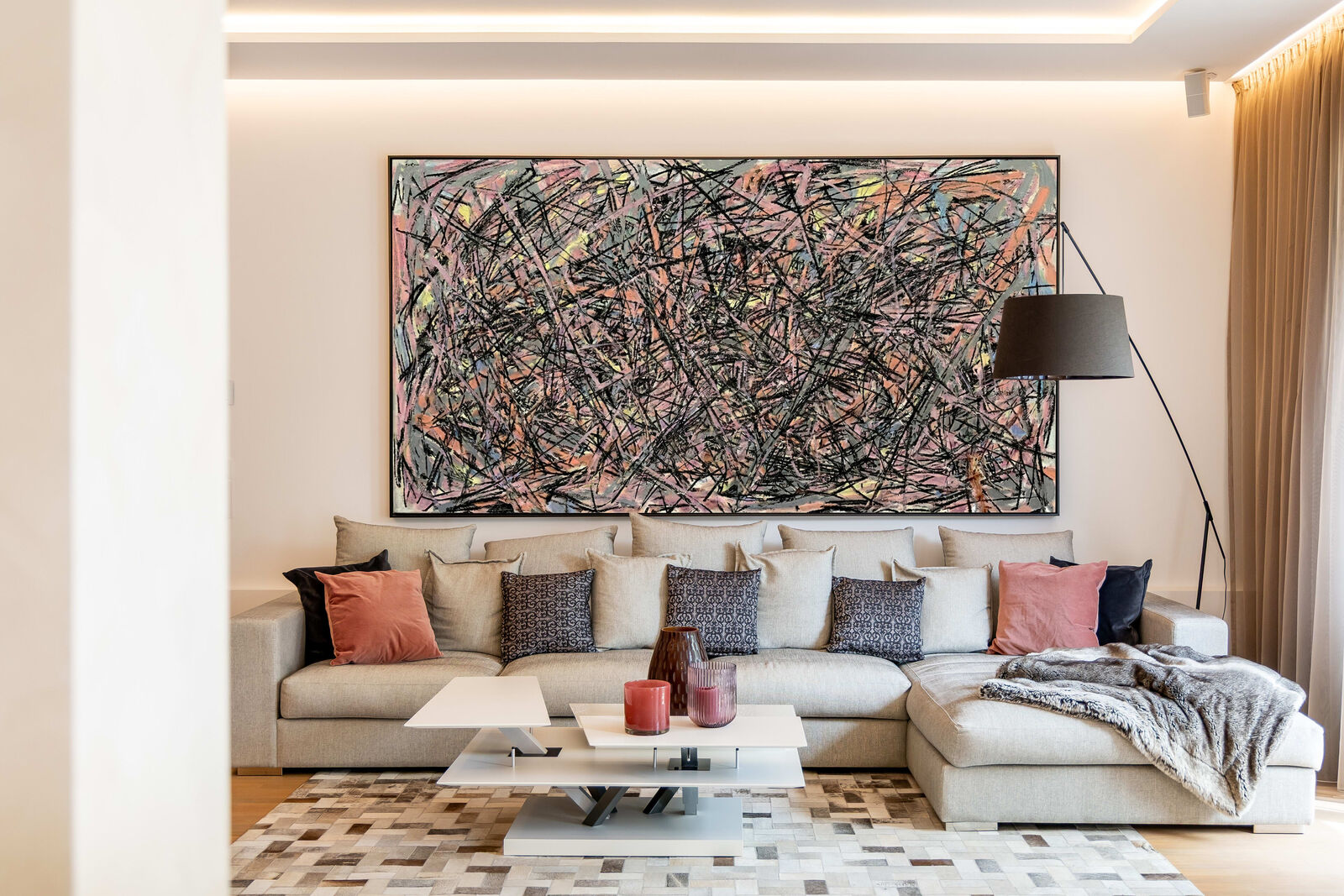 Luxurious City Apartment