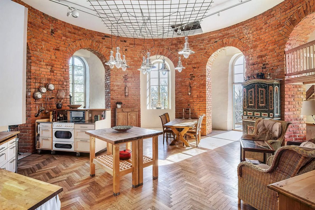 Kitchen / dining-/ living room