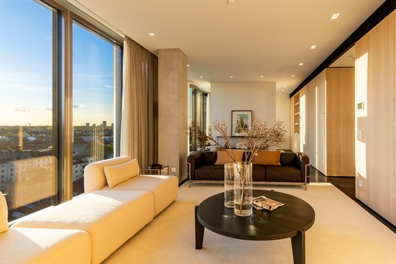 Noble Eham custom fittings