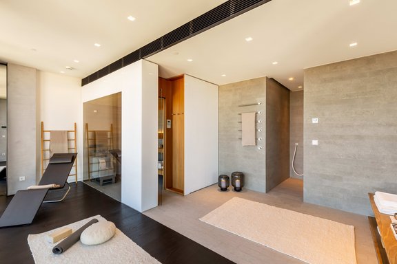 Relaxation at the highest level