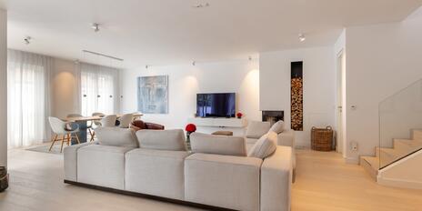 "Therese": Exquisite penthouse with a rooftop garden