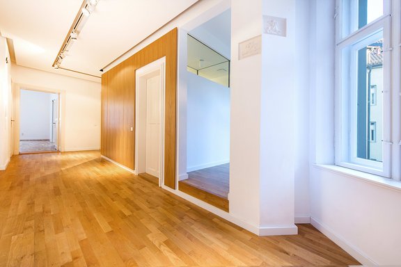 Hallway with lighting program