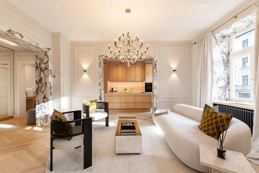 Spacious room structure