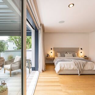 Masteretage mit Pergola (virtuell möbliert)