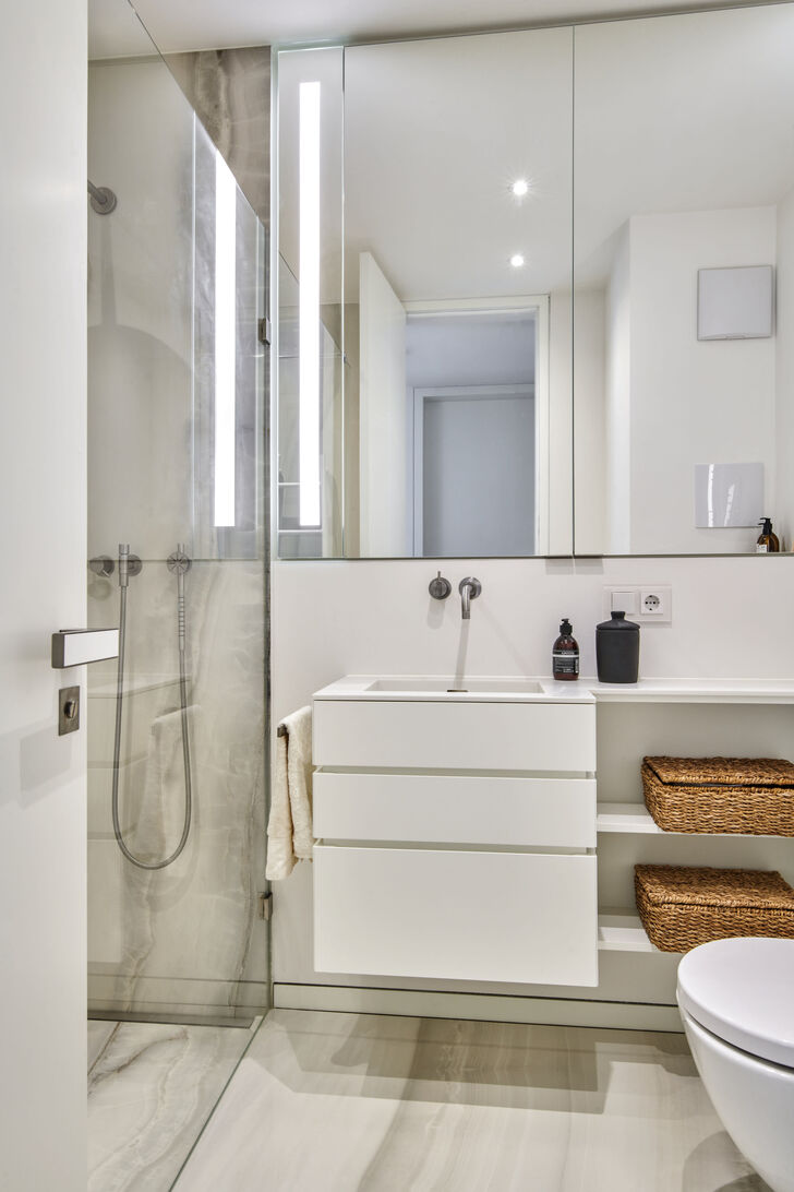 Elegantes Duschbad