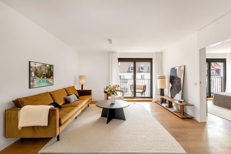 Toplage am Josephsplatz: Stylische 3-Zimmer-Wohnung mit hochwertiger Ausstattung und Balkon