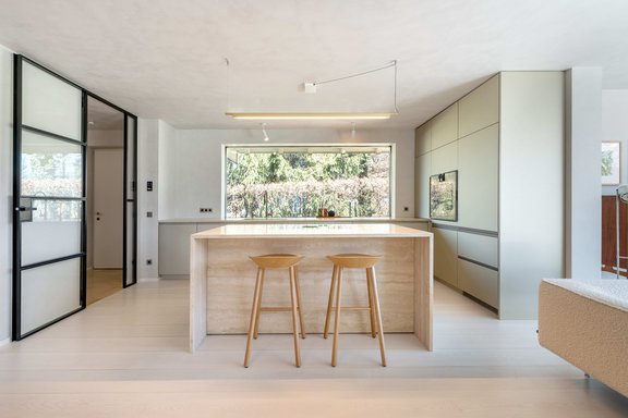 Küchenblock mit charmanter Esstheke