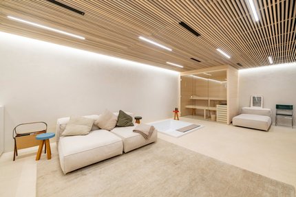 Wellness: Sauna und Whirlpool