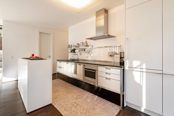 Weiße bulthaup-Einbauküche