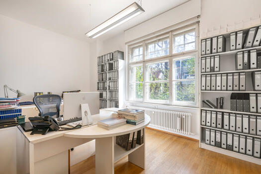 Up to 12 workstations