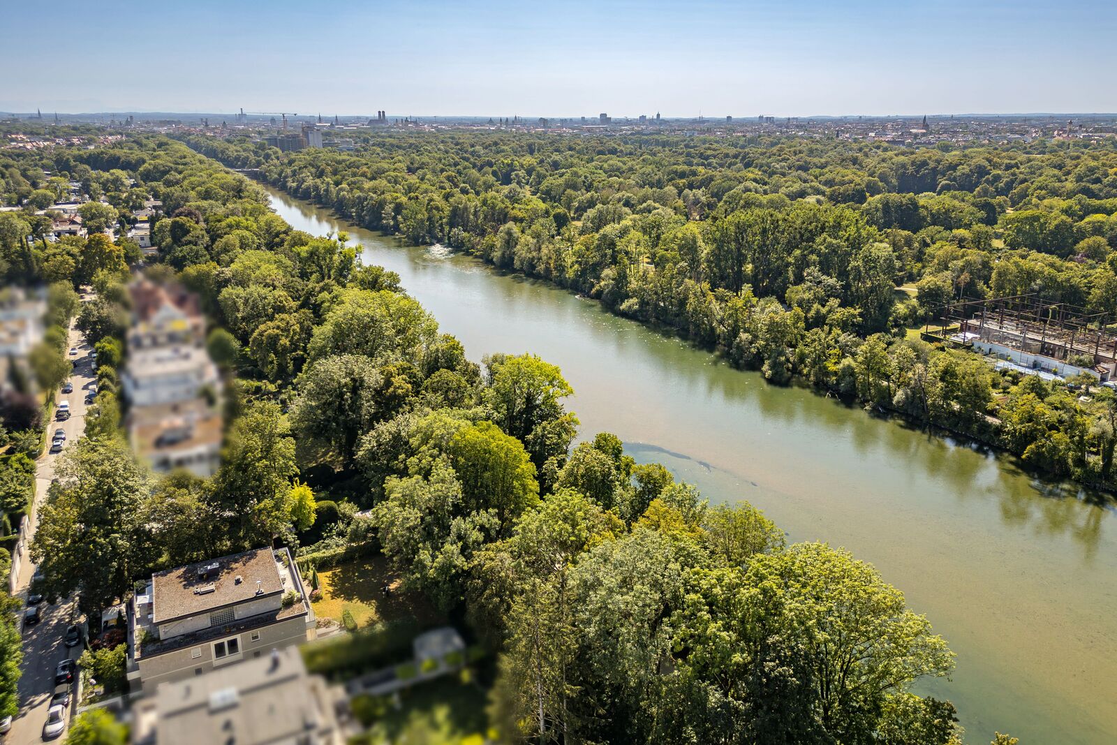 Right on the banks of the Isar
