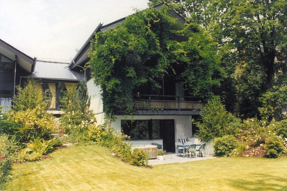 Exterior view garden side