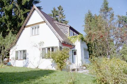 Traumgrundstück mit Seeblick und charmanten Altbau