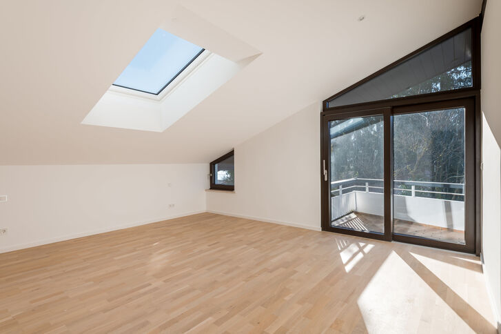 Schlafzimmer mit Balkon