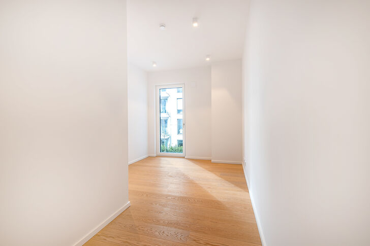 Kinder-/ Gäste-/ Arbeitszimmer