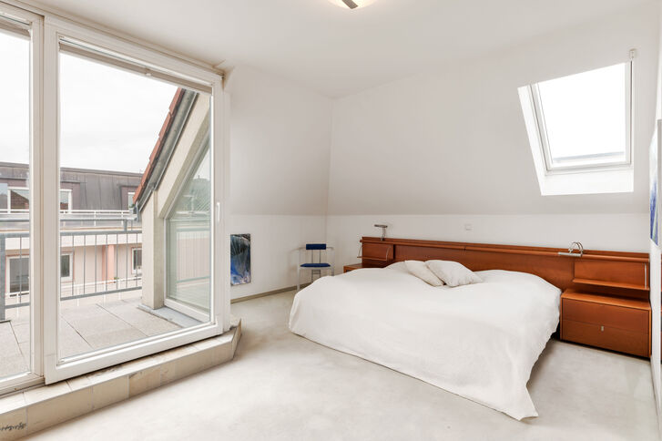 Masterschlafzimmer mit Terrasse