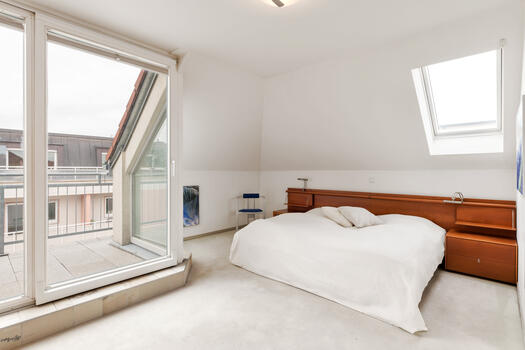 Masterschlafzimmer mit Terrasse