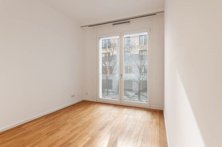 Arbeits-/ Gäste-/ Kinderzimmer