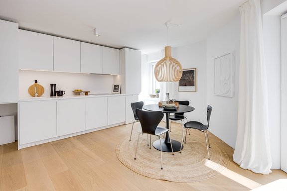 Minimalistische Schreinerküche