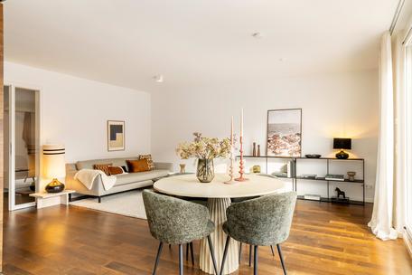 Hochwertiges City-Domizil: 3-Zimmer-Wohnung mit Weitblick im historischen Palais