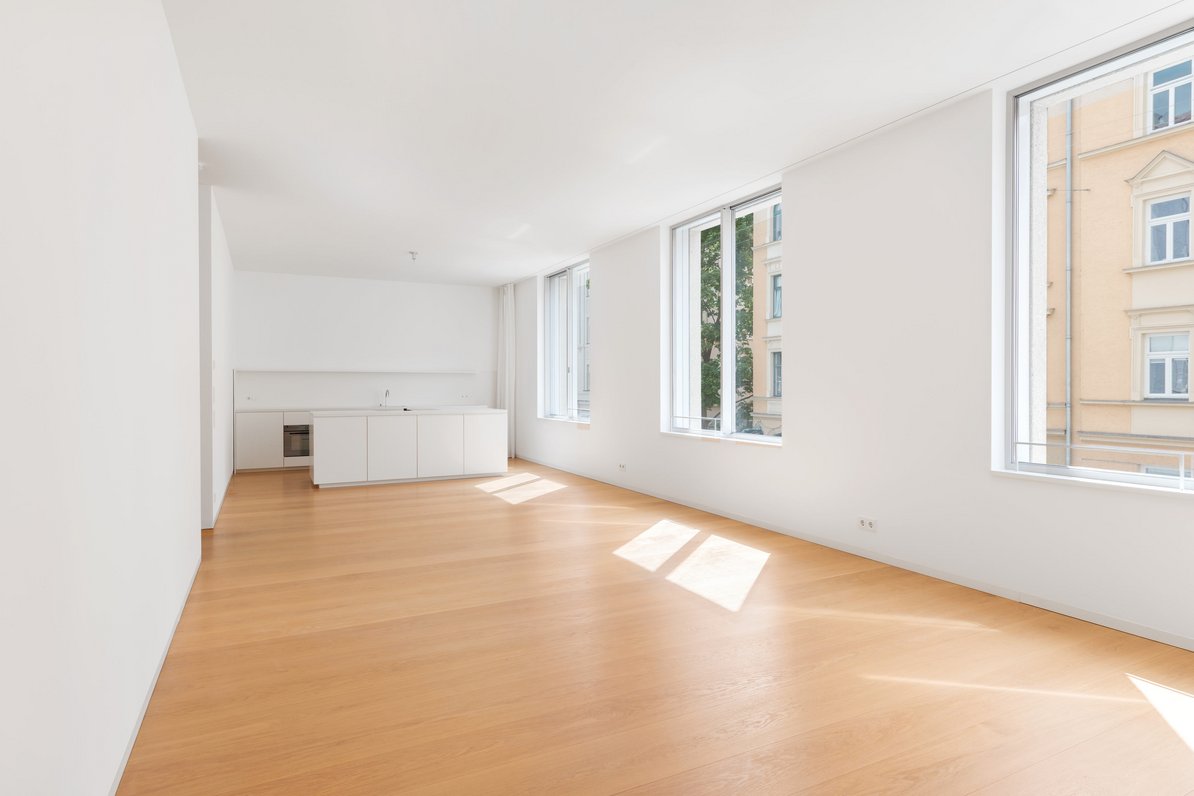 Light-filled living/dining/cooking area