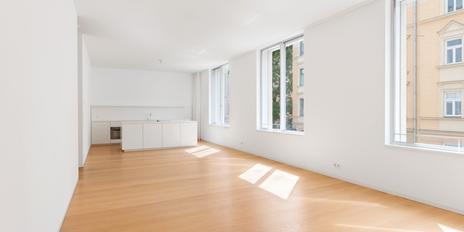 Urban Living in Schwabing: Stylische 3-Zimmer-Wohnung mit Design-Ausstattung