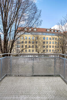 Balcony with view to the inner courtyard