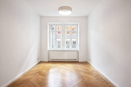 Living room with south exposure