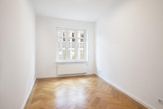Children's room / guest room / study