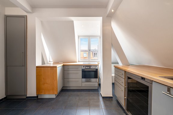 Fitted kitchen with plenty of storage space