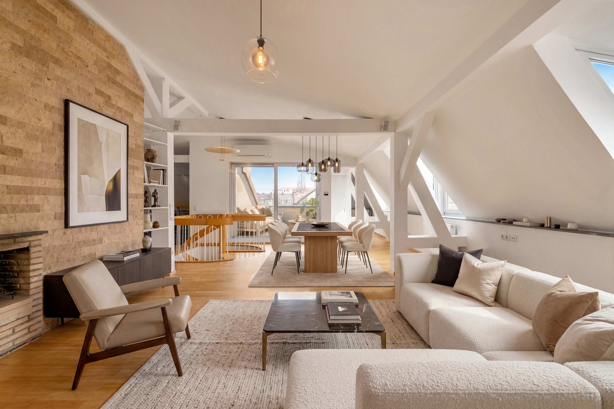 Loft-style interior (virtually furnished)