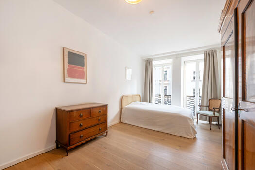 French doors create light