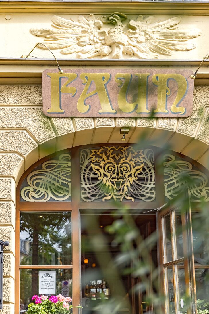 Trendy Restaurants