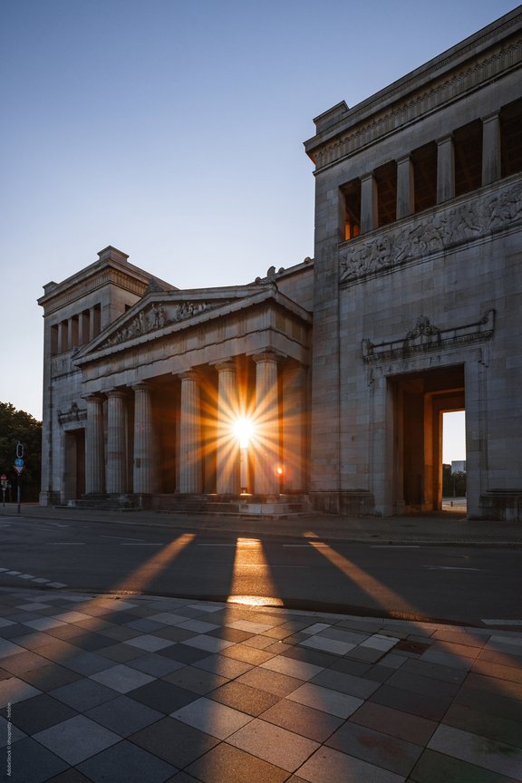 Königsplatz - nur wenige Gehminuten entfernt