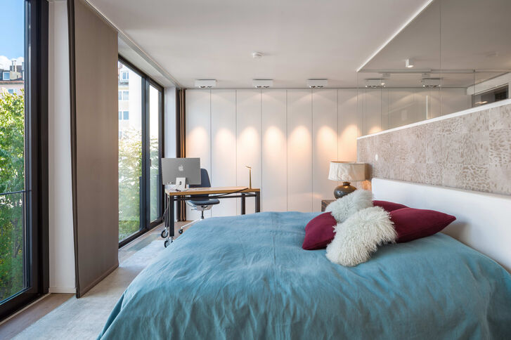 Masterbedroom mit Homeoffice