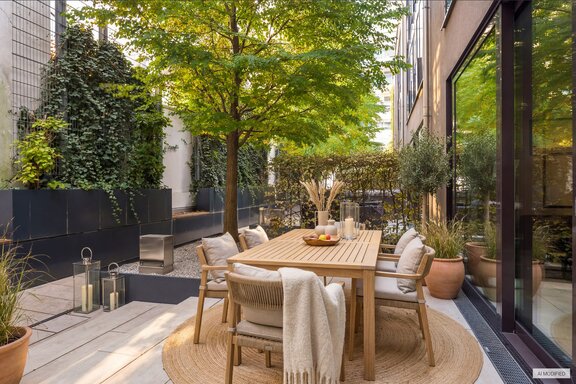 Ground-floor terrace (virtually furnished)