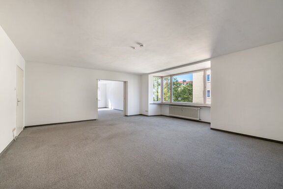 Ca. 41 m² großes Wohnzimmer