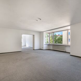 Ca. 41 m² großes Wohnzimmer