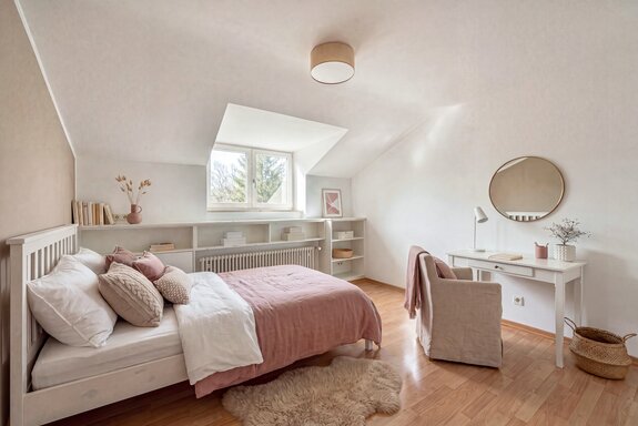 Weiteres Kinderzimmer (virtuell möbliert)