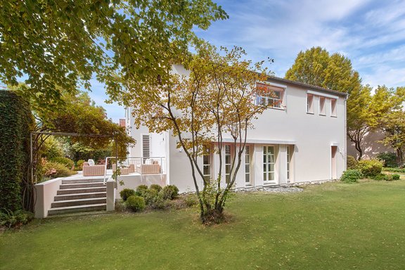 Main house with villa flair